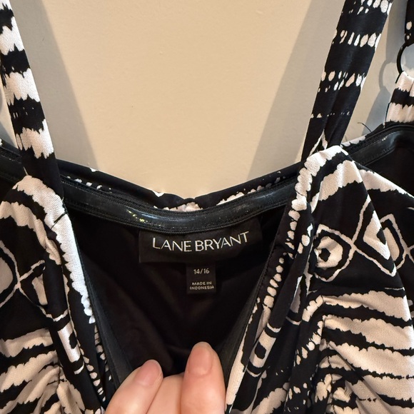 Lane Bryant Monochrome Geometric Maxi Dress - Picture 4 of 4